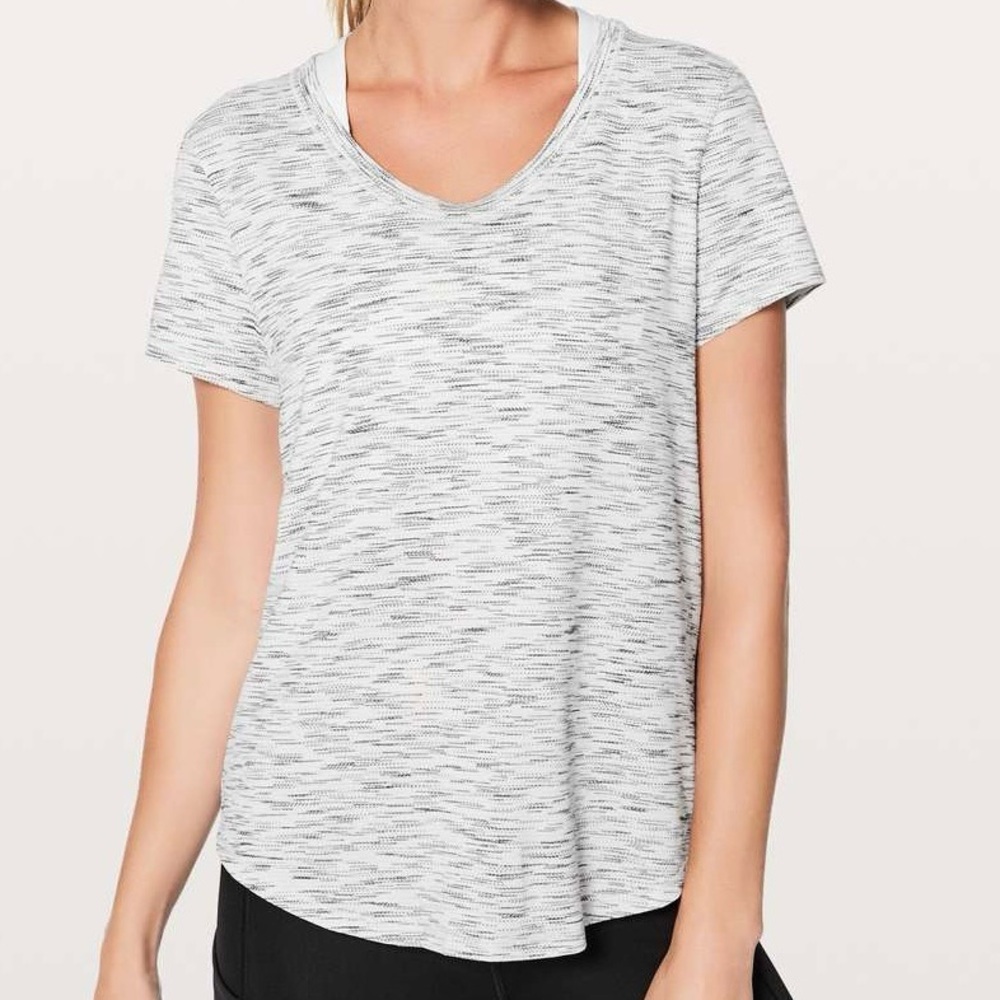 Lululemon Meant To Move Tee